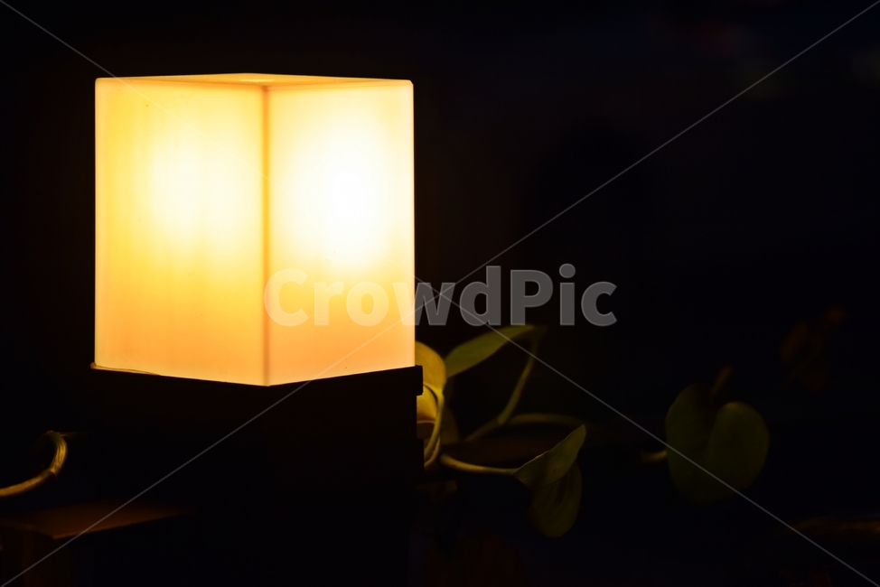 램프,조명,불빛,노란색,빛,lamp,light,yellow