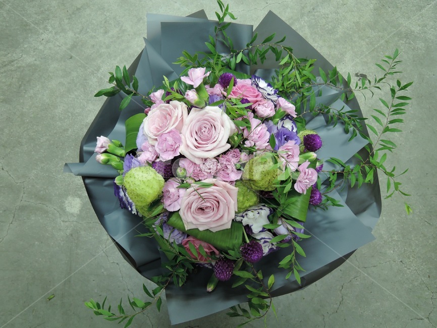 꽃,꽃다발,장미,포장,천일홍,plant,식물,flower,blossom,rose,꽃꽂이,봄,봄꽃,spring,bouquet,pink,pinkrose,green