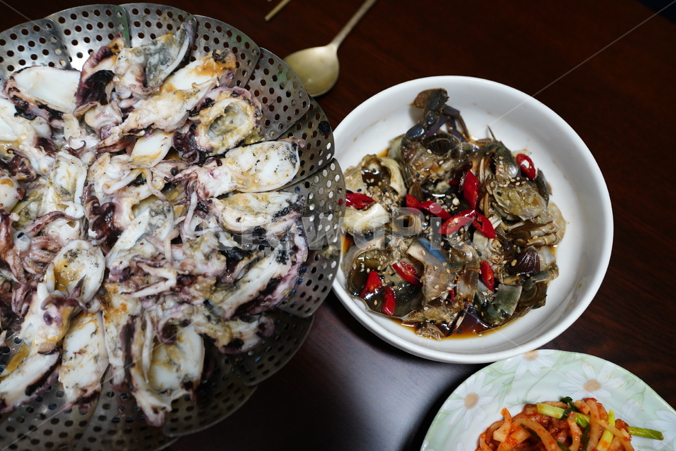 갑오징어,간장게장,먹거리,해물,해산물,안주,반찬,음식,food,한식,집밥,음식,식재료,요리,food,cook,meal,dishes,food reserves