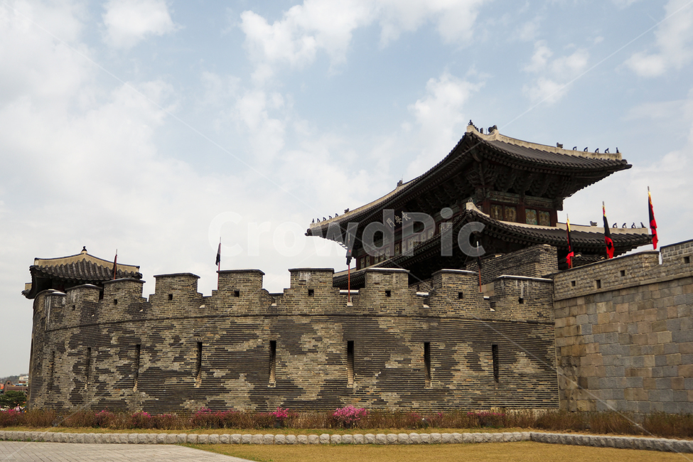 수원화성,수원성,성,전통,성벽,suwonhwaseong,suwonseong,castle,traditional,rampart,한국전통,한국문화,korean traditional,korean culture,랜드마크,landmark,tourist attraction,한국랜드마크,한국관광지,한국명소,korea landmark,korea tourist attraction,건축물,건물외관,exterior,building,structure,architecture,construction