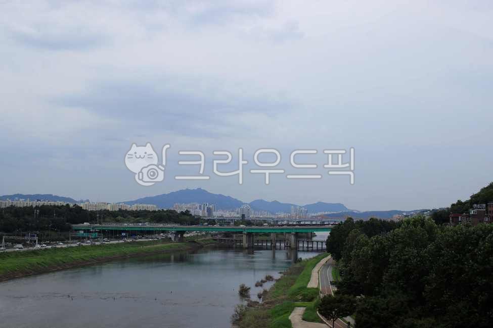 서울,응봉산,중랑천,동부간선도로,응봉교,물,옥외,자연,다리,산,water,outdoors,nature,bridge,mountain