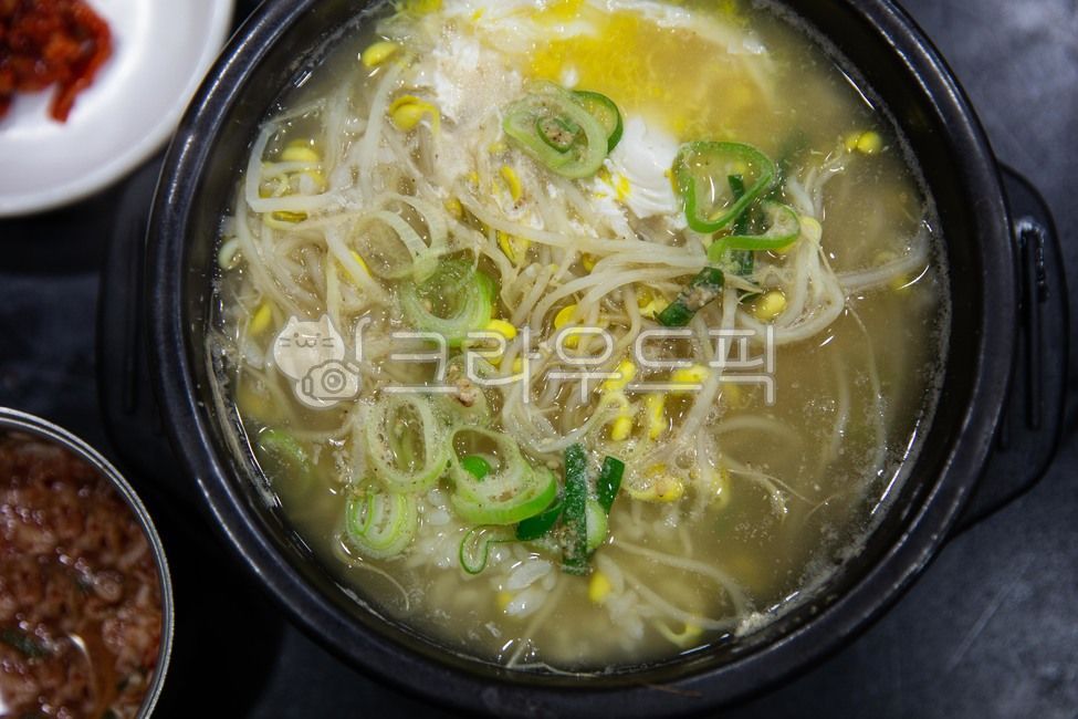Bean Sprout Gukbap,soup,Bean sprouts,egg,beansproutssoup,health,Korean traditional food,food,beansprouts,eggkoreantraditionalfood,preventionofadultdiseases,Gukbap