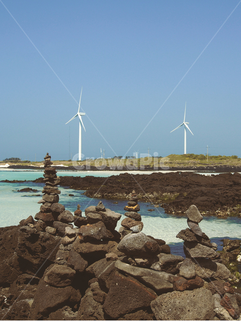 제주도,소원돌,해변,풍경,감성,jejudo,jeju,제주,landscape,nature,섬,풍력발전기,바다,sea,자연,풍경,nature,landscape,제주도,jeju,jeju island,산업,industry,industrial,에너지산업,energy industry,machine,기계,engine,엔진,motor,모터