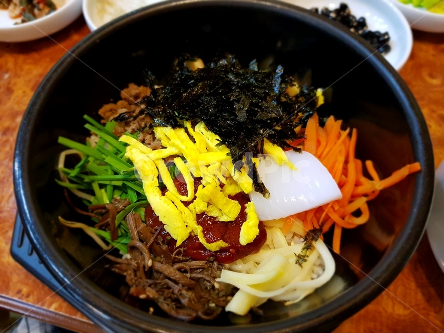 한식,비빔밥,야채,건강식,외식,식사,뚝배기,food,음식,식재료,요리,food,cook,meal,dishes,food reserves,한식,한국음식,한국요리,korean food,korean dishes,korean meal,korean cook