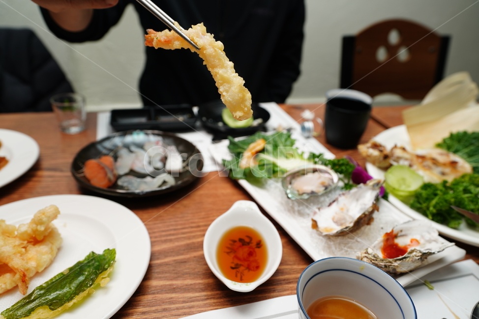 새우,쉬림프,튀김,안주,먹거리,음식,푸드,food,접시,요리,음식,식재료,요리,food,cook,meal,dishes,food reserves,일식,일본음식,일본요리,Japanese food,Japanese dishes,Japanese meal,Japanese cook