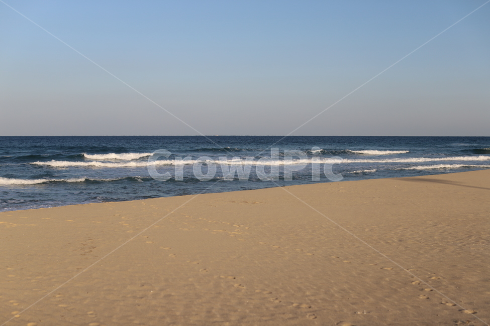 파도,안목해변,강릉,바다,동해,분위기,감성,물,자연,풍경,nature,landscape,해변,바다,beach,sea,outdoors,옥외,ocean,대양,water,shoreline,해안선,sand,모래