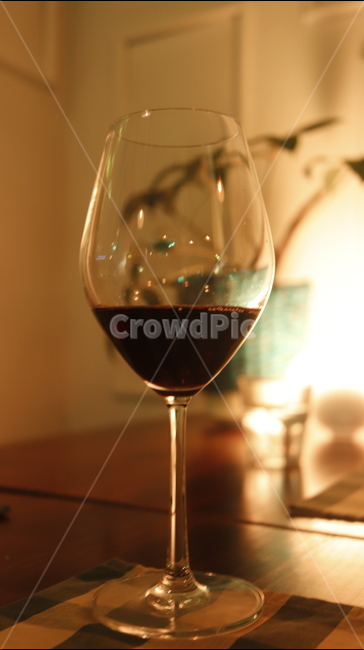 와인잔,분위기,따뜻한,유리잔,저녁,기념일,축하,anniversary,congratulation,celebrate,celebration,술,주류,alcohol