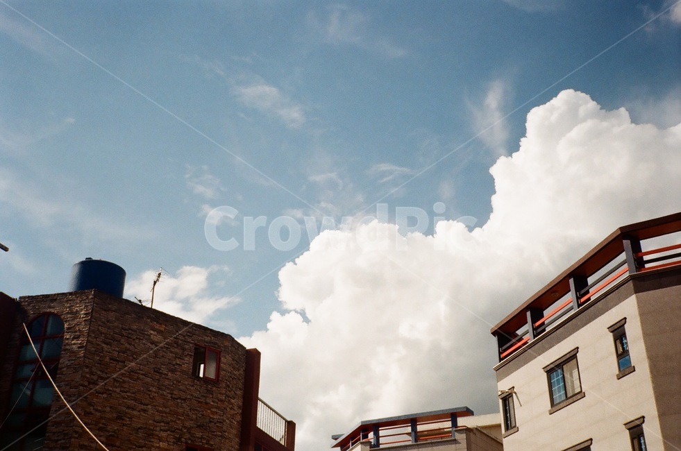 필름,색감,구름,풍경,필름카메라,감성,sensible,feeling,건축물,건물외관,exterior,building,structure,architecture,construction
