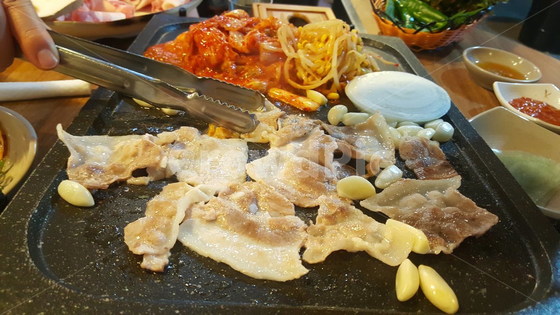 삼겹살,대패삼겹살,고깃집,회식,식사,meal,pork,koreanbbq,개총,술자리,음식,식재료,요리,food,cook,meal,dishes,food reserves,육류,고기,meat,한식,한국음식,한국요리,korean food,korean dishes,korean meal,korean cook