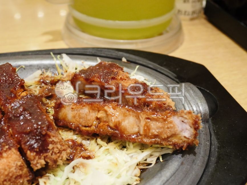 ,Pork dishes,Nagoya,cabbage,Japanese food,food,tonkatsu,Tonkatsu,Pork cutlets,Miso Katsu,nagoya
