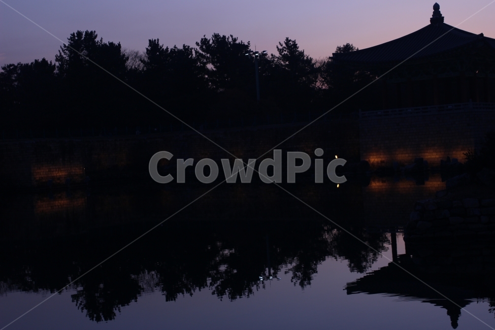 경주,일몰,안압지,반영,역사,야경,밤,풍경,nightscape,night,landscape,한국전통,한국문화,korean traditional,korean culture,랜드마크,landmark,tourist attraction,한국랜드마크,한국관광지,한국명소,korea landmark,korea tourist attraction,nature,자연,outdoors,옥외,water,물