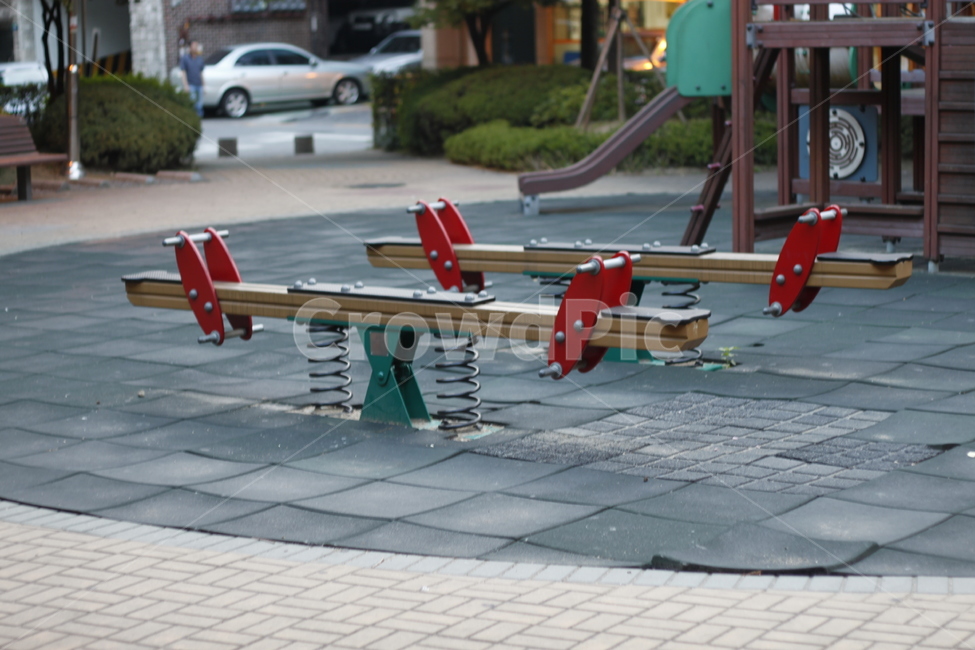 시소,놀이터,스프링,미끄럼틀,의자,안전,seesaw,놀이공원,놀이동산,놀이터,amusement park,playground