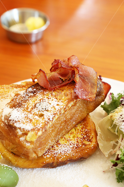 쁘렛,디저트,카페,베이컨,아침,아침식사,브런치,영국식,brunch,혼밥,unitedkingdom,britishstyle,음식,식재료,요리,food,cook,meal,dishes,food reserves,디저트,간식,후식,dessert,snack