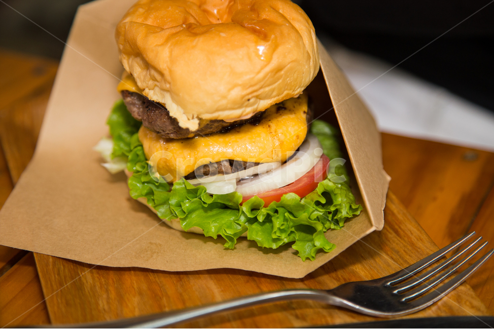 food,식품,burger,버거,cutlery,fork,포크,패스트푸드,음식,식재료,요리,food,cook,meal,dishes,food reserves,양식,서양음식,서양요리,western food,western dishes,western meal,western cook