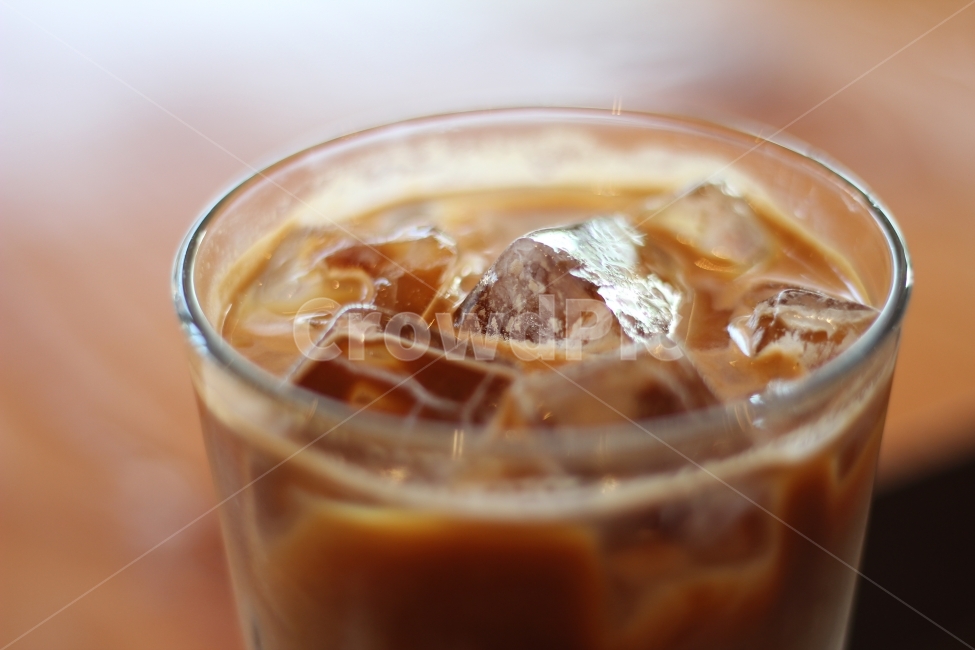 카페,카페라떼,얼음,아이스커피,유리컵,컵,감성사진,풍경,힐링,커피,카페,coffee,cafe