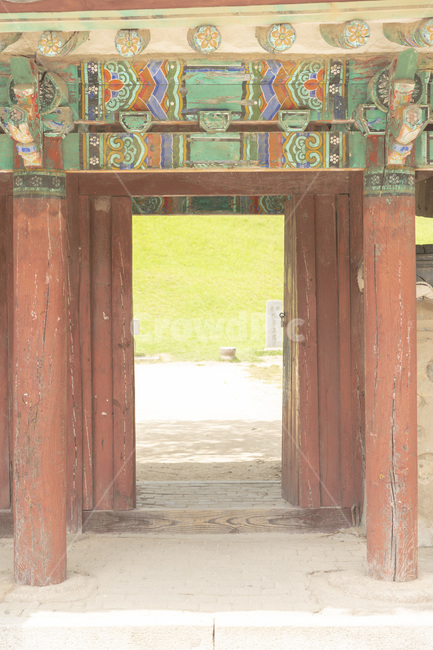 경주,경주유적지,경주대릉원,대릉원,문,한국전통,한국문화,korean traditional,korean culture