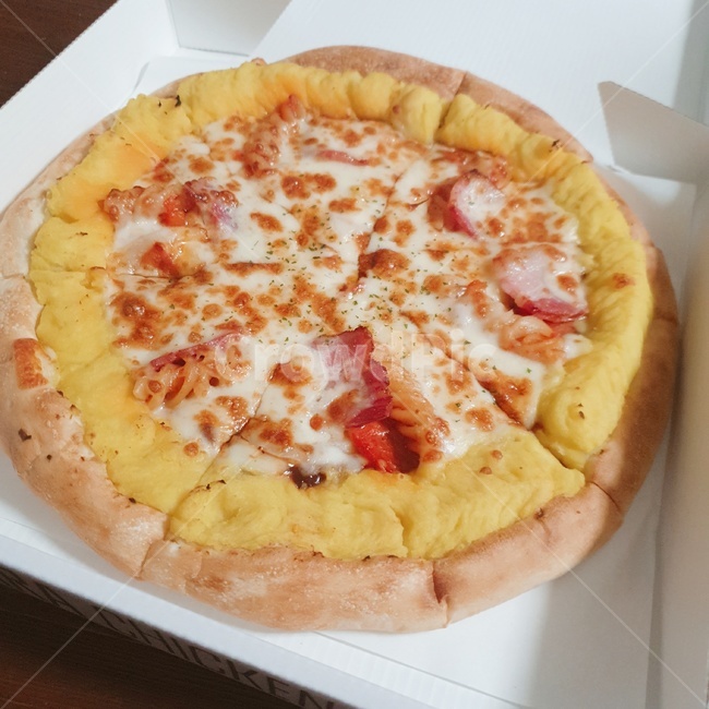 치즈,페퍼로니,고구마무스,빵,칼로리,박스,음식,pizza,피자,식품,food