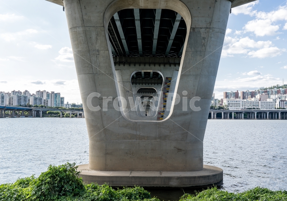 한강,풍경,하늘,구름,landscape,다리,bridge,river,sky,apt,도시,도시풍경,city,도시,풍경,city,landscape,한국도시풍경,한국도시경관,korea cityscape,건축물,건물외관,exterior,building,structure,architecture,construction,monument,기념물