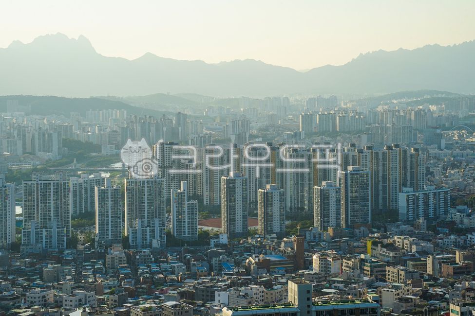 city,building,sight,department,high rise building,office building,architecture,tower,sky,officebuilding,town,metropolis,center,downtown,Korean city,seoul,highrise,urban,outdoors,landscape