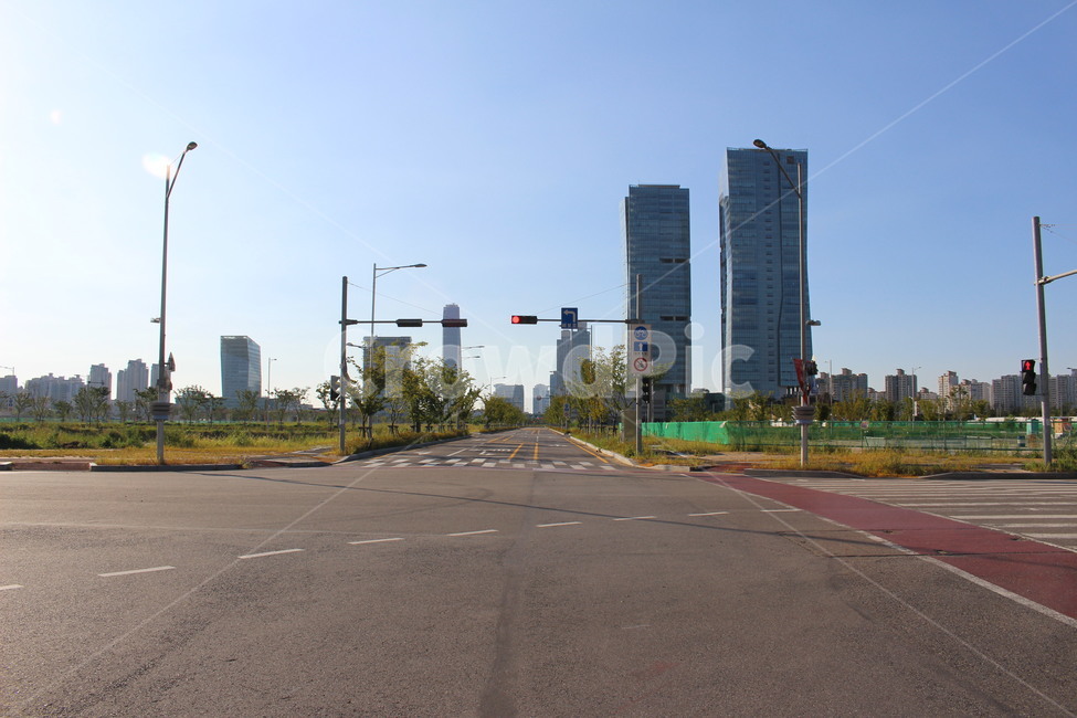 road,도로,intersection,교차로,텅빈도로