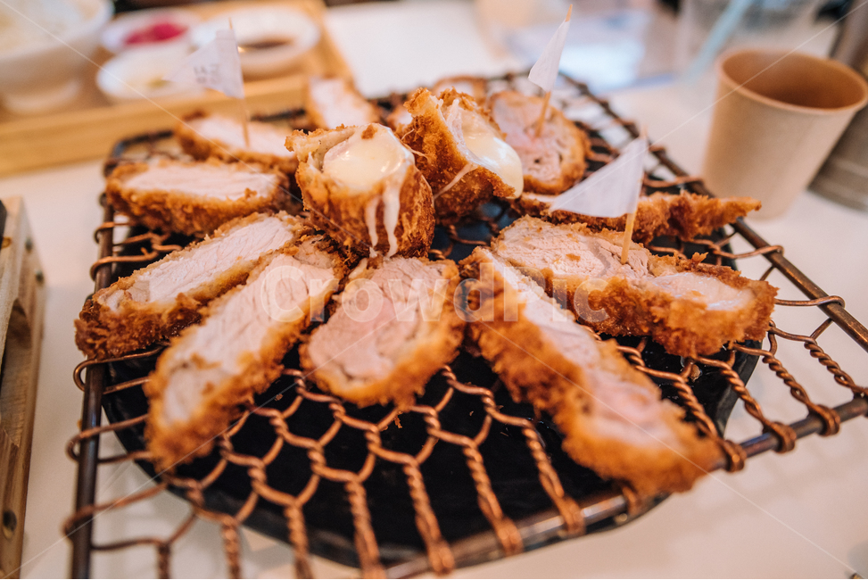 돈까스,식사,음식,맛집,점심,음식,식재료,요리,food,cook,meal,dishes,food reserves,일식,일본음식,일본요리,Japanese food,Japanese dishes,Japanese meal,Japanese cook,감성,sensible,feeling