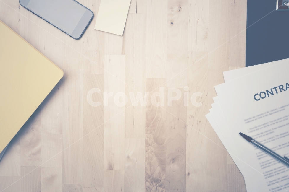 studio,directed photo,documents,sign,memo,office,Cooperation,pen,communication,image,tension,partnership,agreement,work,contract,folder,phone,success,background,postit,job,decisionmaking power,signature,document,concept,cell phone,conclusion,background im