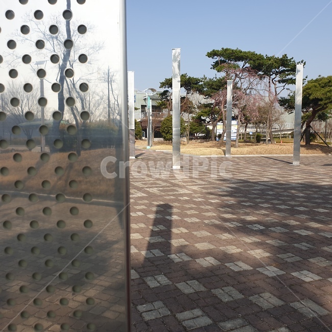 pillar,통로,path,walkway,space
