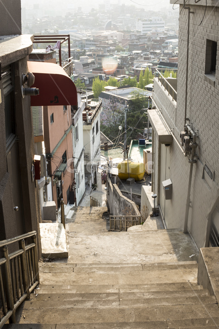 골목,골목길,길,동네,좁은길,집,주택,거리,마을,주택가,벽,계단,골목길,alley,banister,난간,handrail