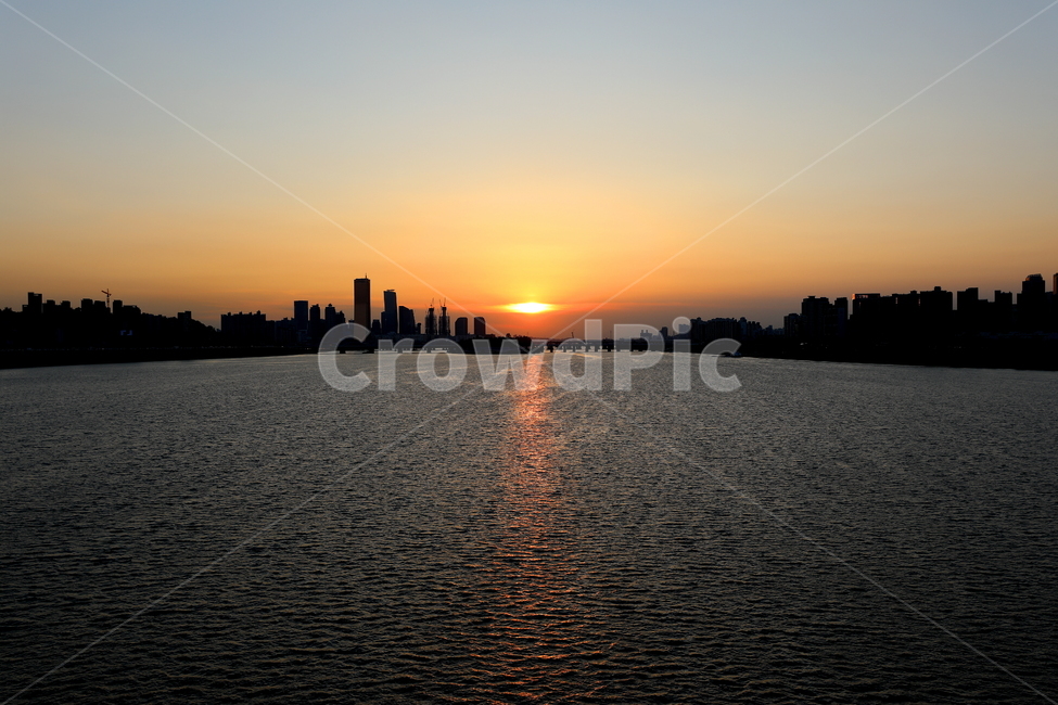 풍경,한강,석양,노을,자연,자연,풍경,nature,landscape,outdoors,옥외,sky,하늘,red sky,붉은 하늘,dusk,황혼,dawn,새벽,sunset,일몰,sunlight,햇빛