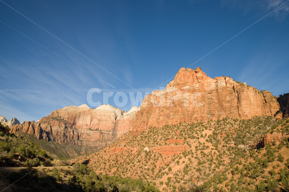 zioncanyon,national,utah,plateau,erosion,sandstone,scenery,arid,beautiful,blue,canyon,cliff,desert,geology,hiking,hill,landscape,mountain,natural,nature,nevadadesert,outdoor,park,red,rock,sand,scenic,sky,stone,summer,tourism,usa,valley,view,미국,아메리카,유타,사막,황량,자이언캐년