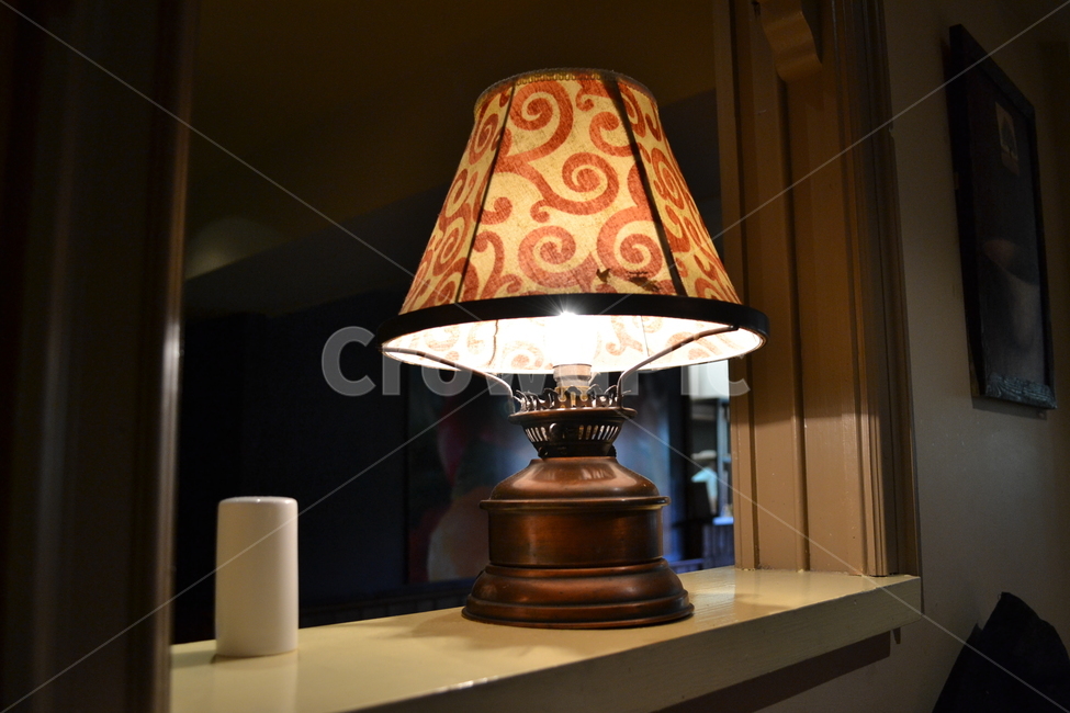lamp,램프,lampshade,갓,실내조명,분위기,앤틱조명,앤틱,은은함