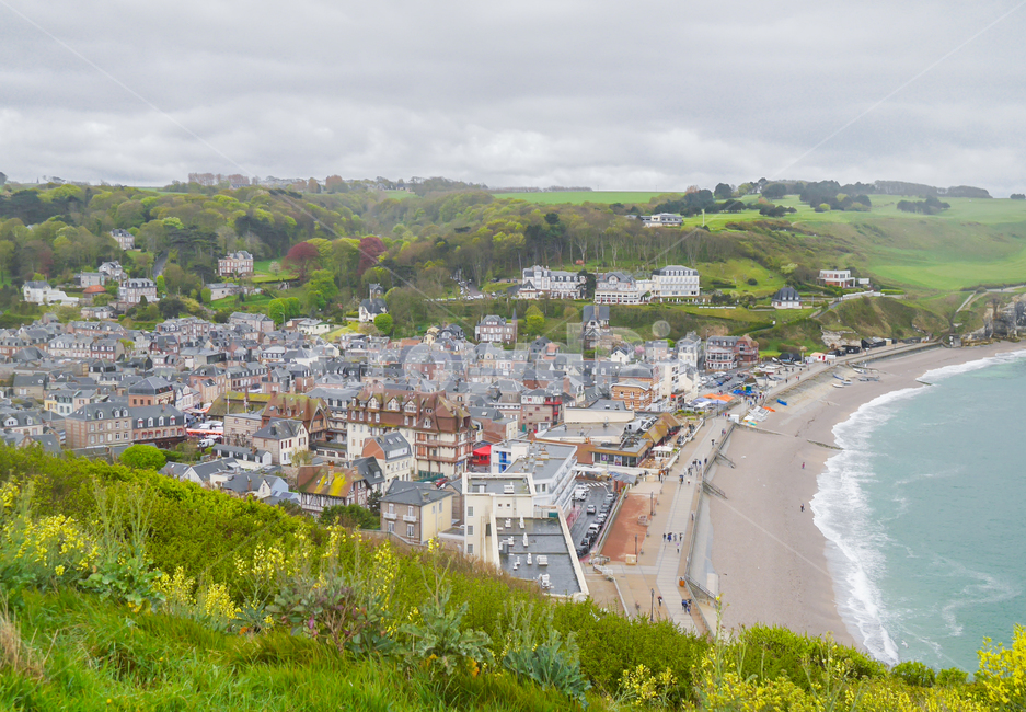 프랑스,노르망디,에트르타,유럽,풍경,경치,해안,해안가,마을,소도시,작은마을,유명한,명소,관광명소,해안도시,바다,바닷가,절벽,해안절벽,어촌마을,도시,풍경,city,landscape,해외,외국,세계,foreign,oversea,world,세계도시풍경,해외도시풍경,외국도시풍경,world cityscape,outdoors,옥외,nature,자연,scenery,land,땅,sea,ocean,대양,water,물,shoreline,해안선