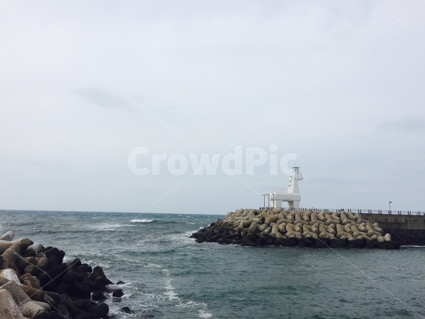 제주도,이호태우해변,풍경,자연,바다,nature,ocean,등대,lighthouse,outdoors,옥외,land,땅,sea,대양,water,물,shoreline,해안선