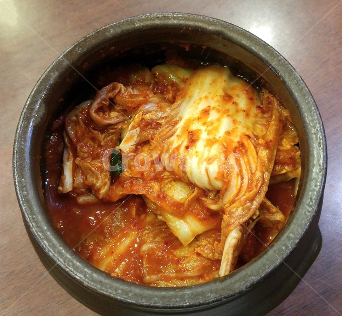 김치,배추김치,항아리김치,김치류,kimchi,음식,식재료,요리,food,cook,meal,dishes,food reserves,한식,한국음식,한국요리,korean food,korean dishes,korean meal,korean cook