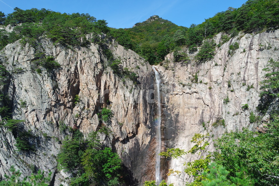 대승폭포,설악대승폭포,설악산,대승무지개,설악산대승폭호,자연,풍경,nature,landscape,outdoors,옥외,cliff,낭떠러지,river,강,water,물