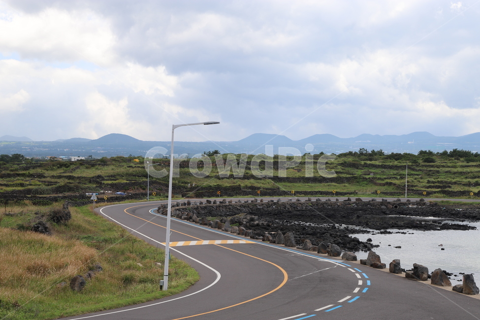 제주도,가을,해안도로,오름,관광지,자연,풍경,nature,landscape,제주도,jeju,jeju island,교통,교통수단,traffic,transportation,road,도로,tarmac,타맥,asphalt,아스팔트,highway,고속도로,freeway,고속 도로