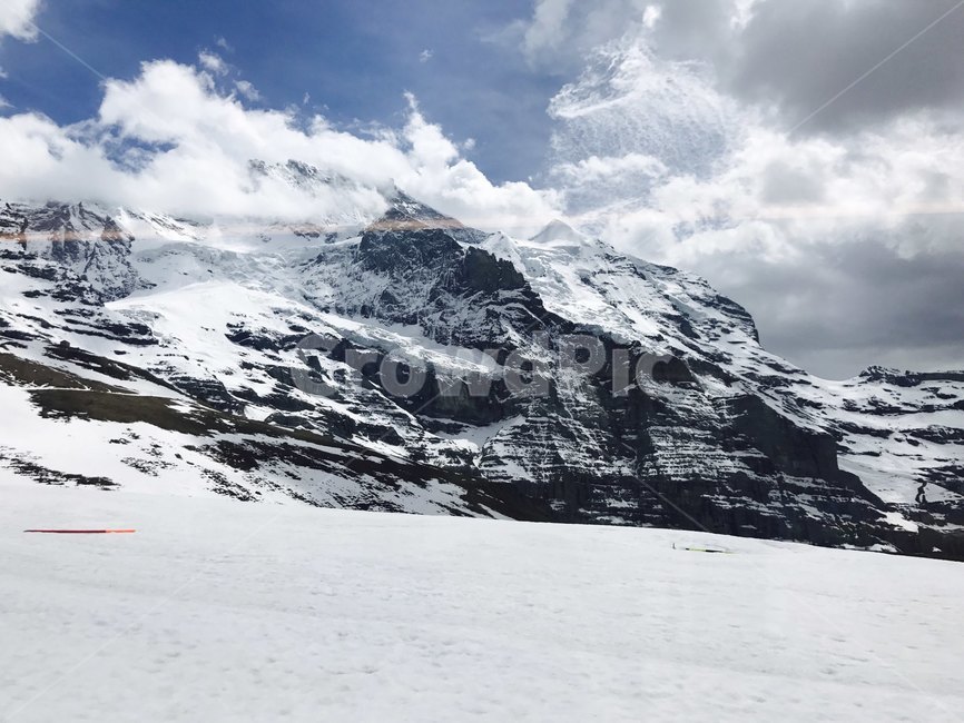 자연,산맥,산,mountainrange,설산,outdoors,스위스,스위스자연,switzerland,스위스산,해외,해외산,눈,흰눈,눈과산,산과눈,snow,ice,mountain,nature,빙,하얀,하얀색,흰색,백,white,자연풍경,옥외,겨울,계절,winter,season,자연,풍경,nature,landscape,해외,외국,세계,foreign,oversea,world,세계자연풍경,해외자연풍경,외국자연풍경,world nature landscape