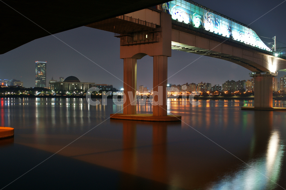 Han River Bridge,reflection,Dangsandong,Han River,Hapjeongdong,light,railway bridge,Dangsan Railway Bridge,bridge,formative beauty,Truss type,Subway Line 2