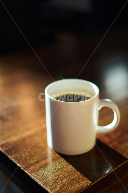 커피,햇볓,따뜻,머그컵,아메리카노,커피,카페,coffee,cafe,감성,sensible,feeling