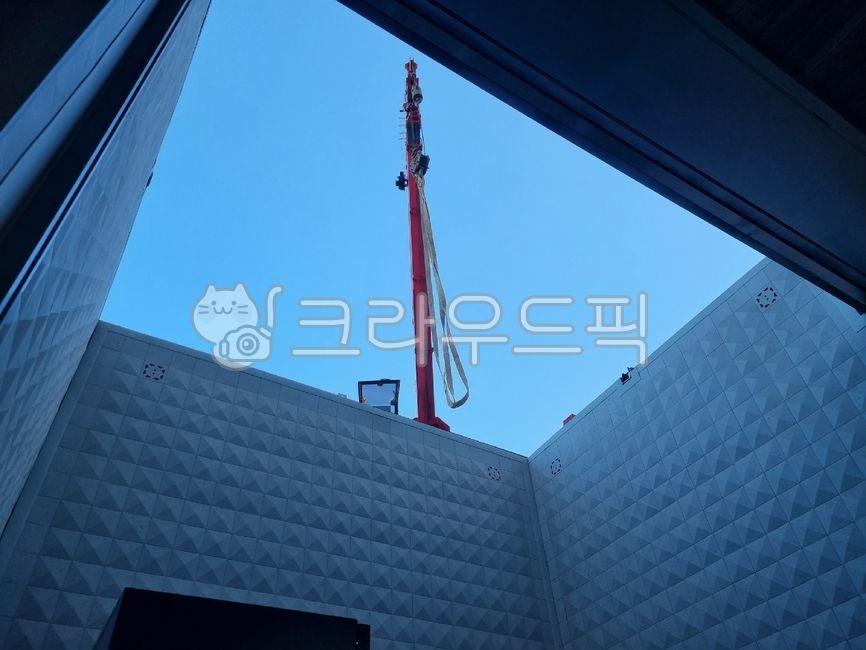 steel,liftingrope,japanesekusari,ring,chains,rope,industrial site,craneline,slingbelt,hoist,building,construction crane,wirerope,industrialsite,hook,loop,constructioncrane,crane rope,slingrope,crane,chain,hoscist,lifting hook,sling rope,construction site,