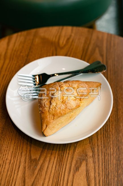 Cafe,Scones,Desserts,Snacks,Bakery