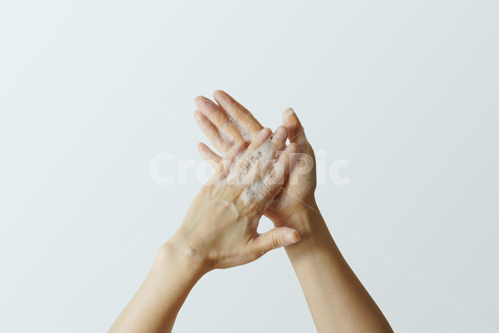손,손소독,손씻기,공중보건,위생,비누거품,거품,비누,청결,누끼,보건,의료,헬스케어,건강,감염,핸드워시,손청결,사람,인물,인간,human,person,신체일부,몸,body,건강,헬스웨어,헬스케어,healthware,health care