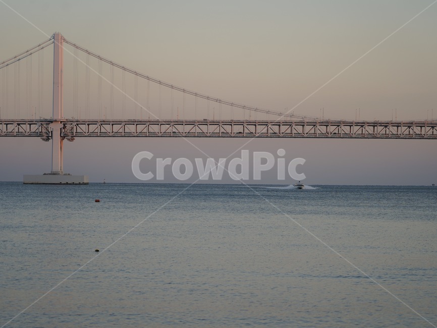 부산,광안리,광안대교,광안리해수욕장,겨울,겨울바다,winter,sea,배,ship,bridge,다리,감성사진,랜드마크,landmark,tourist attraction,한국랜드마크,한국관광지,한국명소,korea landmark,korea tourist attraction