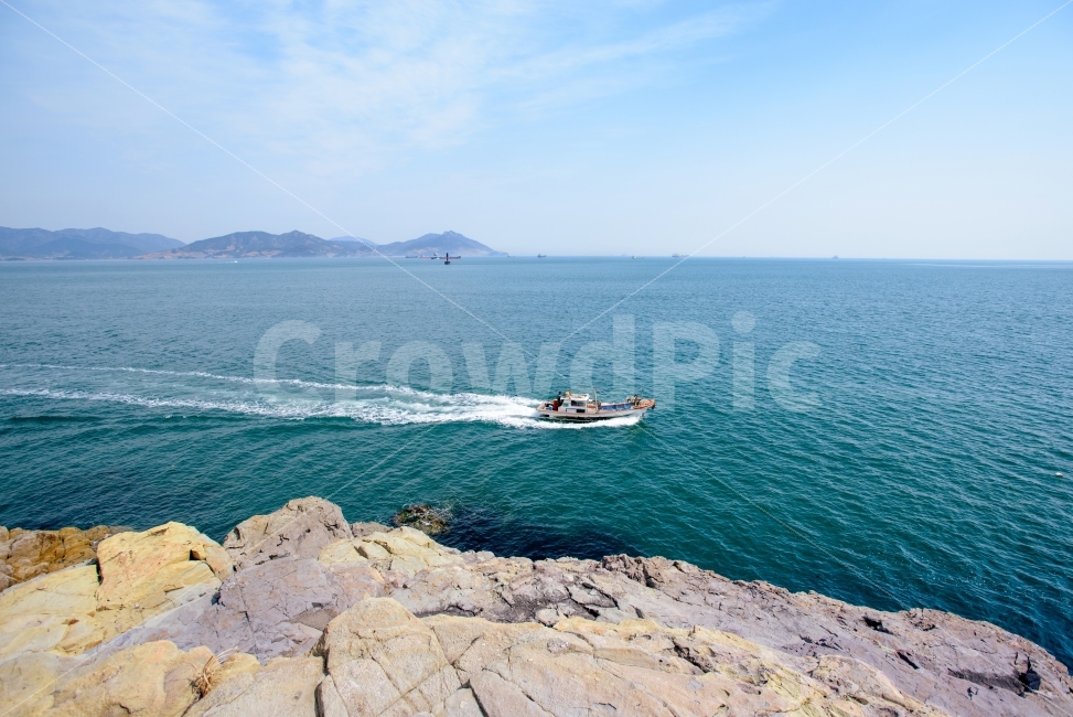 배,고깃배,어업,바다,어선,돌진,항해,목표,파도,물길,ship,sea,global,자연,풍경,nature,landscape,한국자연풍경,한국자연경관,korea nature landscape,산업,industry,industrial,어업,fishery,fishing industry,교통,교통수단,traffic,transportation,watercraft,선박,vehicle,차량