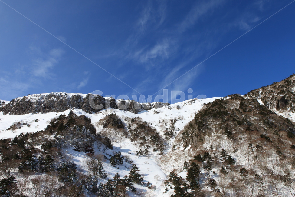 한라산,산,겨울,눈,자연,풍경,겨울,계절,winter,season,자연,풍경,nature,landscape,한국자연풍경,한국자연경관,korea nature landscape,제주도,jeju,jeju island,mountain,outdoors,옥외,mountain range,산맥