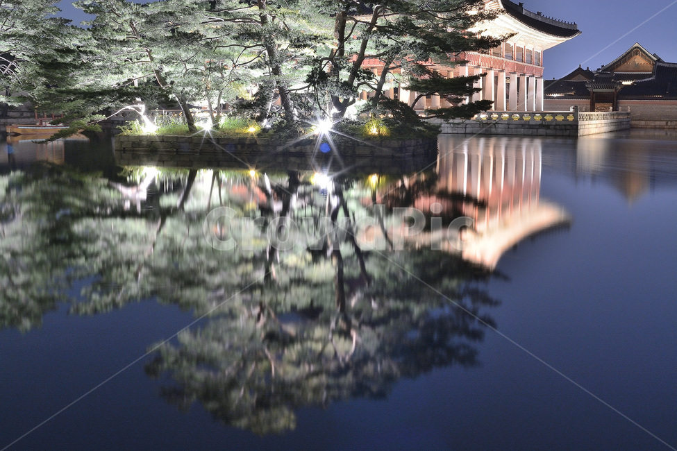 고궁,한국전통,경회루,경복궁,반영,야경,야경,밤,풍경,nightscape,night,landscape,한국전통,한국문화,korean traditional,korean culture,랜드마크,landmark,tourist attraction,한국랜드마크,한국관광지,한국명소,korea landmark,korea tourist attraction,건축물,건물외관,exterior,building,structure,architecture,construction,건물