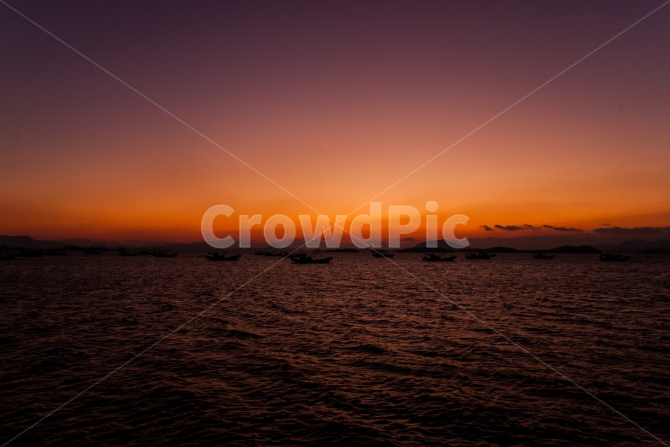 풍경,일몰,바다,하늘,배,풍경사진,일몰사진,바다사진,하늘사진,배사진,sunset,sunfall,sea,landscape,sky,boat,nature,자연,풍경,nature,landscape,산업,industry,industrial,어업,fishery,fishing industry,교통,교통수단,traffic,transportation,outdoors,옥외,dawn,새벽,dusk,황혼,red sky,붉은 하늘