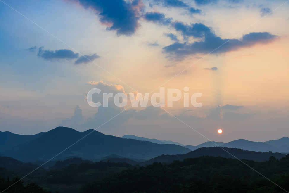 제천,일몰,구름,하늘,저녁,황혼,해돋이,풍경,산,자연,풍경,nature,landscape,outdoors,옥외,mountain range,산맥,mountain,sky