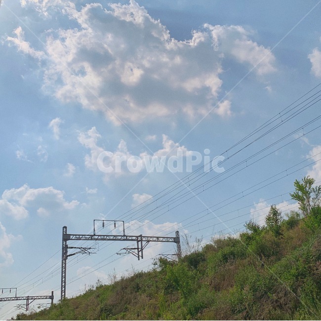 powerlines,electrictransmissiontower,송전탑,기찻길,train,에너지산업,energy industry