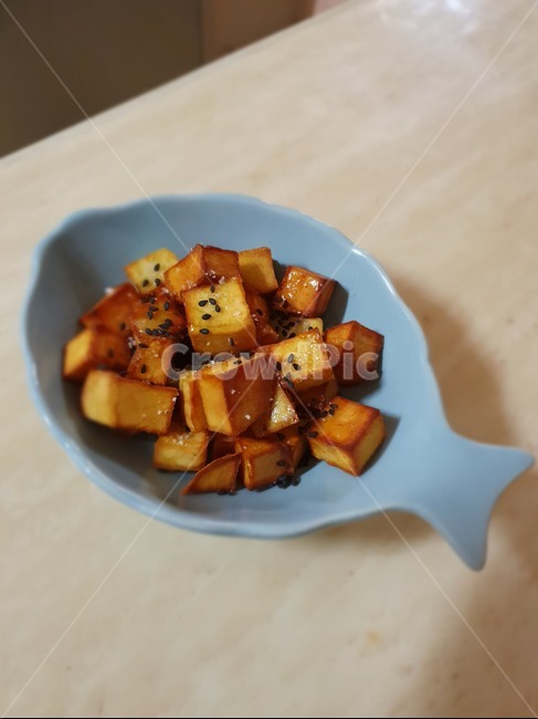 맛탕,고구마,단맛,짠맛,튀김,음식,요리,생선접시,음식,식재료,요리,food,cook,meal,dishes,food reserves
